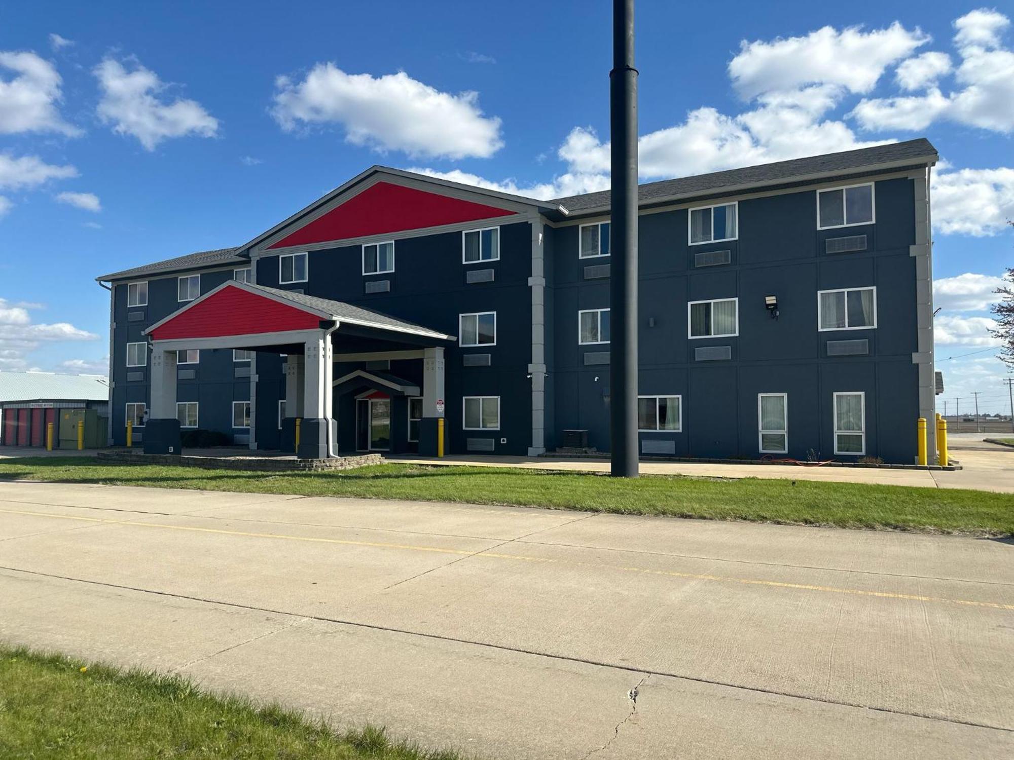 Burgundy Inn & Suites By Oyo El Paso Exterior photo