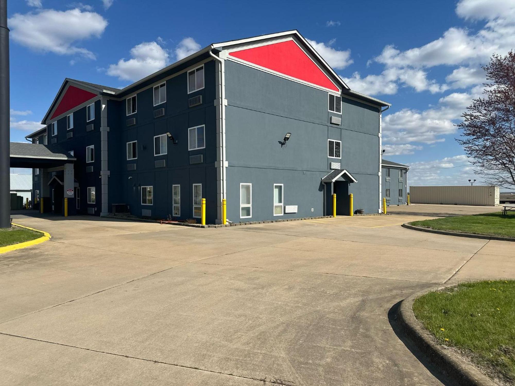 Burgundy Inn & Suites By Oyo El Paso Exterior photo