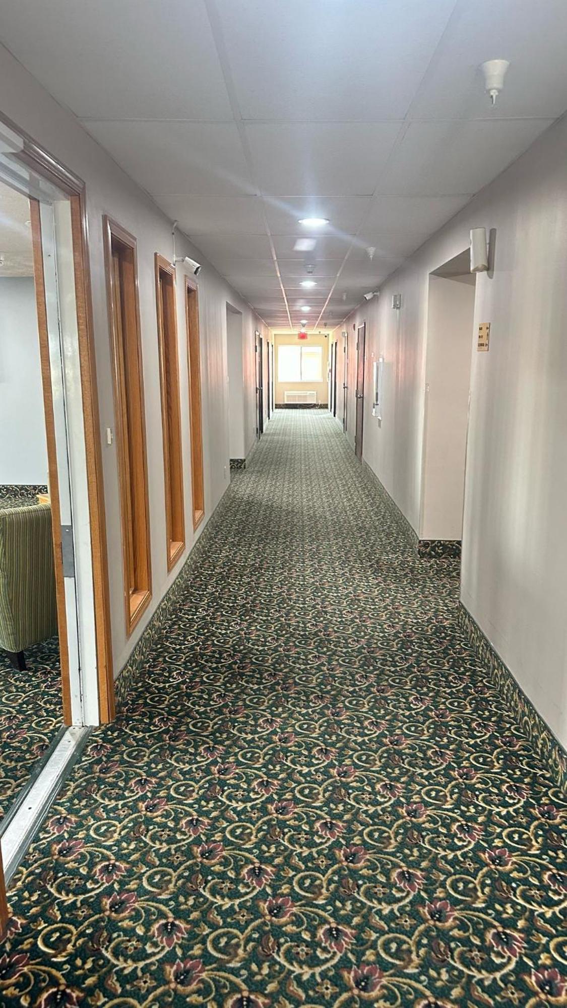 Burgundy Inn & Suites By Oyo El Paso Exterior photo